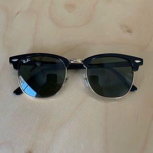 Ray-Ban Clubmaster (51-21)